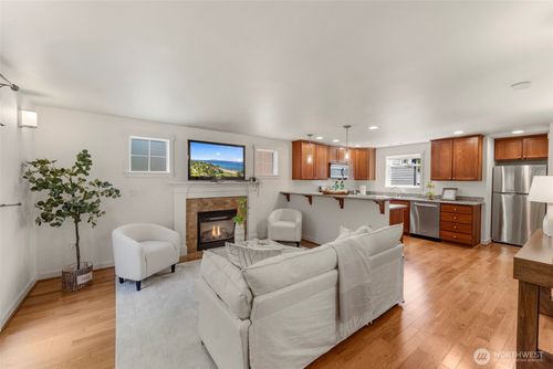 a-1608 Nw 65th St, Seattle, WA, 98117-5572 | Card Image