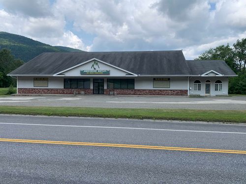 61 Main St, Colebrook, NH, 03576-3060 | Card Image