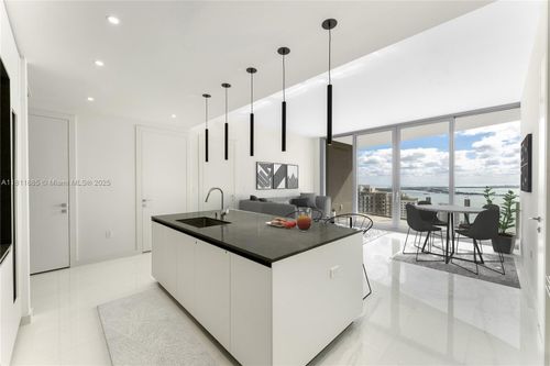 apt-3606-300 Biscayne Boulevard Way, Miami, FL, 33131-2948 | Card Image