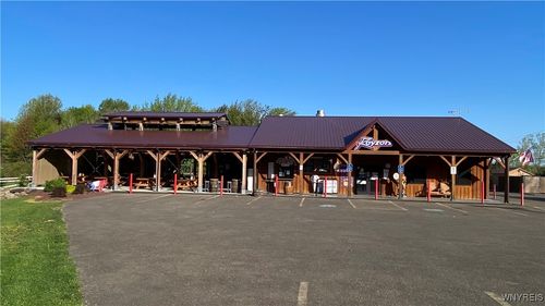 8178 N Main St, Eden, NY, 14057-1119 | Card Image
