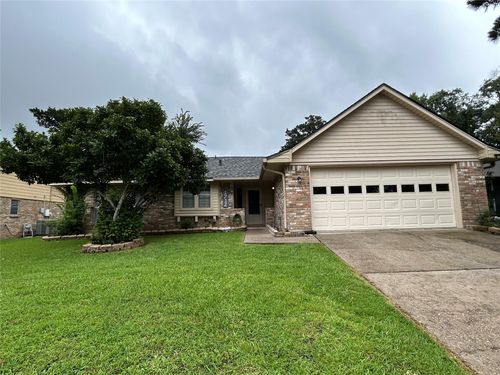 1712 Carol Lee Ln, Conroe, TX, 77301-4010 | Card Image