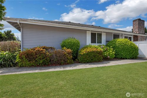 unit-e-8608 Onyx Dr Sw, Lakewood, WA, 98498-4804 | Card Image
