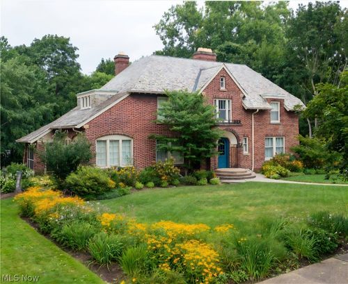 276 S Rose Blvd, Akron, OH, 44313-7859 | Card Image
