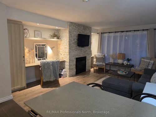 52-308-1235 Deerhurst Dr, Huntsville, ON, P1H2E8 | Card Image