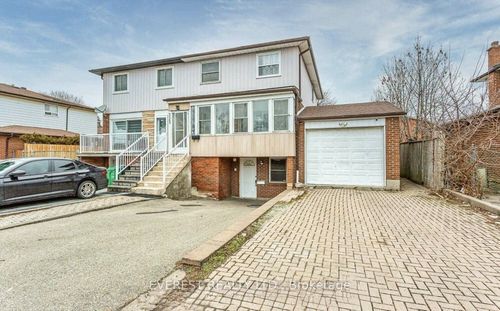 7549 Catalpa Rd, Mississauga, ON, L4T2T2 | Card Image
