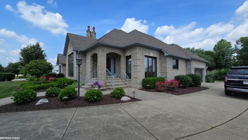14007 Grouse Lane Lane, Shelby Charter Township, MI, 48315 | Card Image