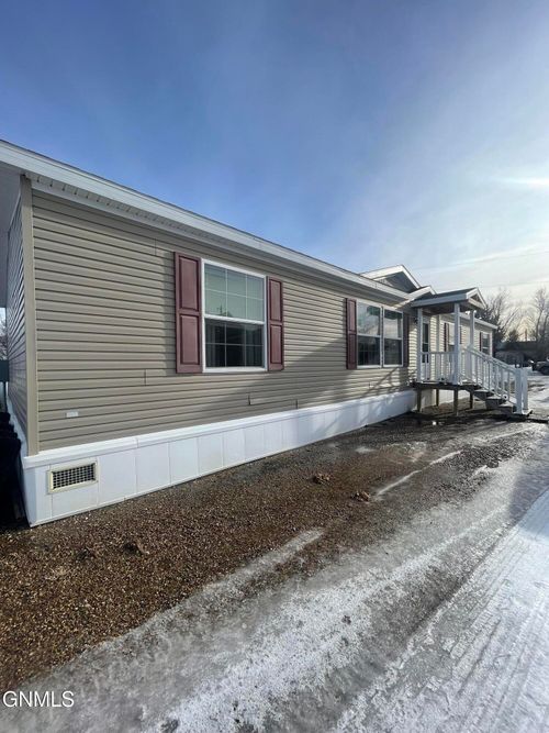 310 W Central Ave, Plentywood, MT, 59254-2001 | Card Image