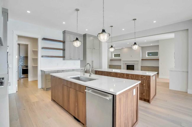 435 Patterson Boulevard Sw, House other with 7 bedrooms, 7 bathrooms and 4 parking in Calgary AB | Image 5