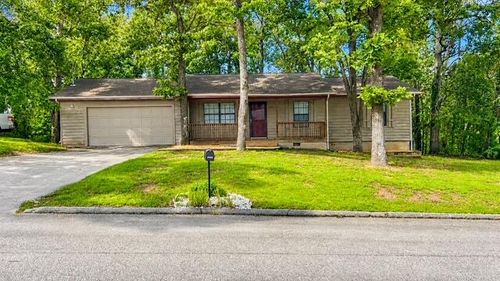 7432 Hydrus Dr, Harrison, TN, 37341-9324 | Card Image
