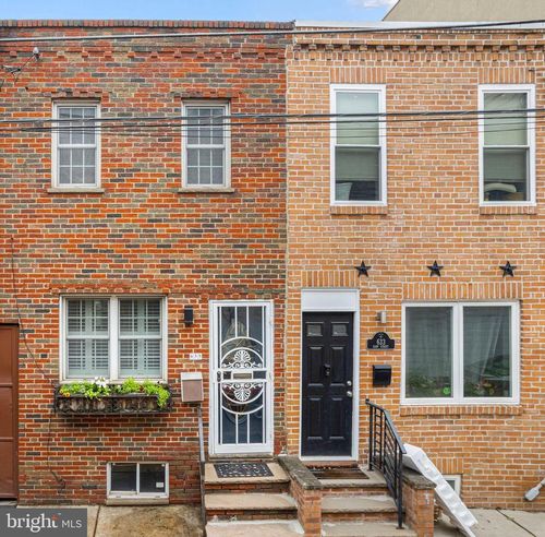 635 Earp St, PHILADELPHIA, PA, 19147-5807 | Card Image