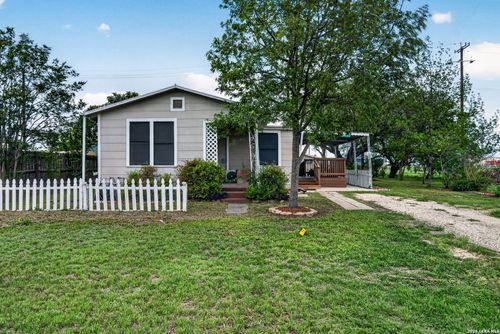 10028 Wurzbach St, Converse, TX, 78109-2911 | Card Image