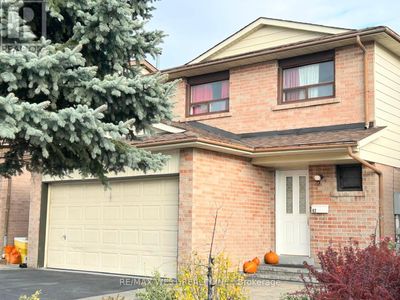 62 Kay Dr, House other with 4 bedrooms, 3 bathrooms and 6 parking in Etobicoke ON | Image 3