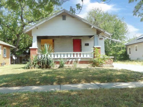 2032 S Main St, Wichita, KS, 67213-4909 | Card Image