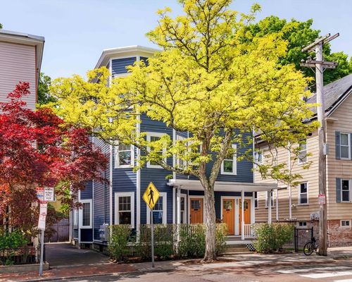 2-89 Kinnaird St, Cambridge, MA, 02139-2985 | Card Image