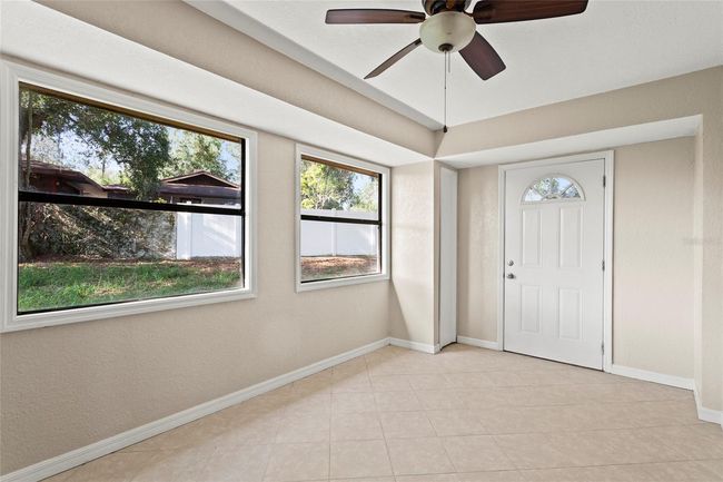 Dining Area | Image 24