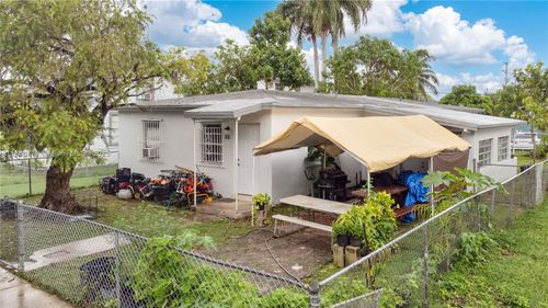 69 Nw 5th St, Homestead, FL, 33030-5943 | Card Image