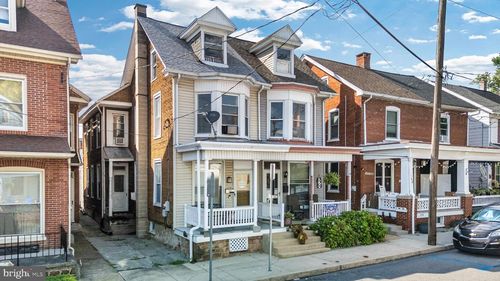 254 Duke St, EPHRATA, PA, 17522-2034 | Card Image