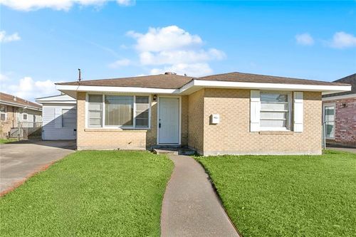 2005 Manor Heights Dr, Marrero, LA, 70072-4135 | Card Image