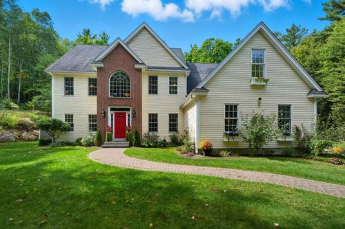 7 Shedd Ln, Hollis, NH, 03049-6293 | Card Image