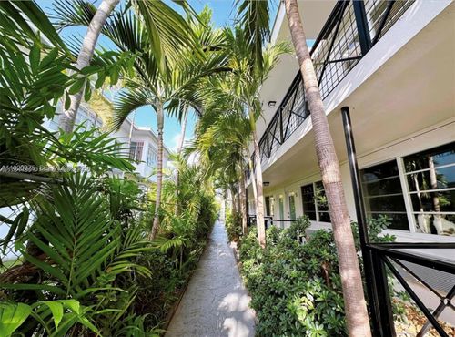 apt-12-7315 Byron Ave, Miami Beach, FL, 33141-2643 | Card Image