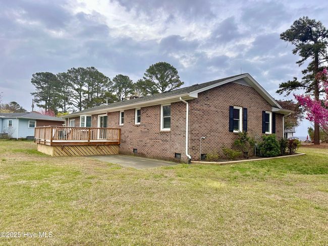 Side yard | Image 41