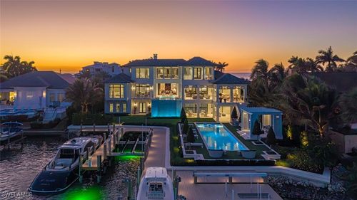 3777 Gordon Dr, NAPLES, FL, 34102-7911 | Card Image