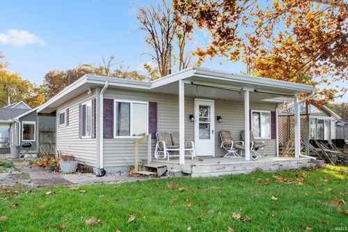 51 Ems B15 Ln, Pierceton, IN, 46562-9125 | Card Image