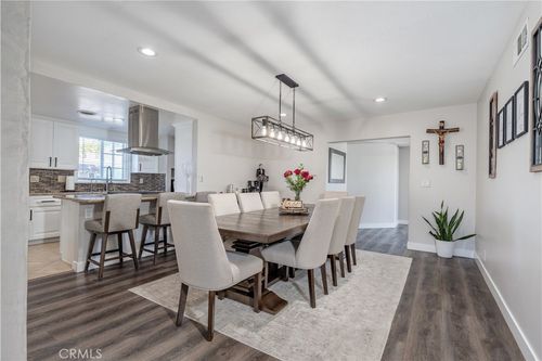 824 S Dune St, Anaheim, CA, 92806-4858 | Card Image