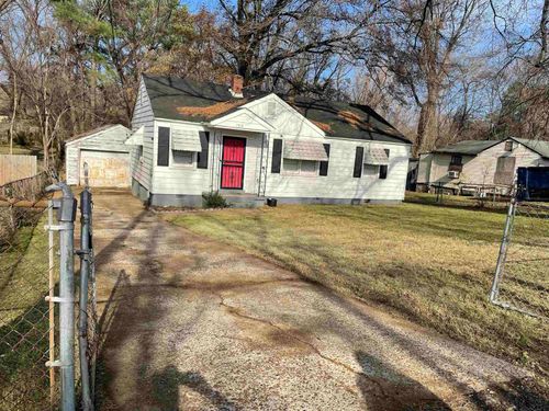 1510 Hindman Ave, Memphis, TN, 38127-8520 | Card Image