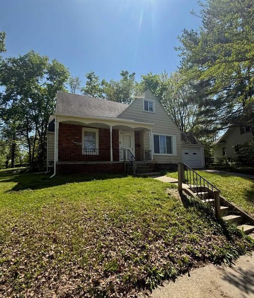 3307 Pencombe Pl, Flint, MI, 48503-2337 | Card Image