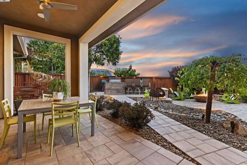 1835 Riesling Cir, Brentwood, CA, 94513-5283 | Card Image