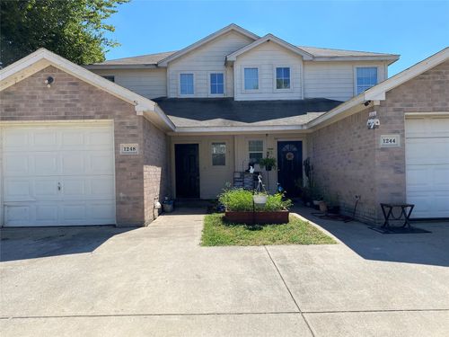 1248 Village Garden Dr, Azle, TX, 76020-5109 | Card Image