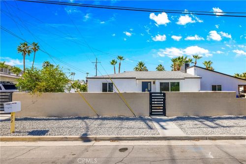 595 S Calle Santa Rosa, Palm Springs, CA, 92264-7431 | Card Image