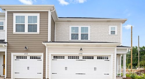 the-perserve-9100 Bluedale Road, Charlotte, NC, 28216 | Card Image