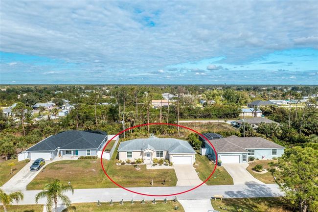 10430 Chablis Ave, House other with 3 bedrooms, 2 bathrooms and null parking in Englewood FL | Image 33