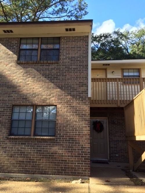 f-1102 Greentree Ct, Tallahassee, FL, 32304-1841 | Card Image