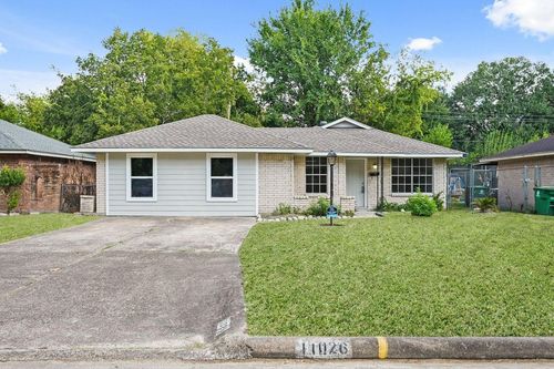 11026 Spottswood Dr, Houston, TX, 77016-2236 | Card Image