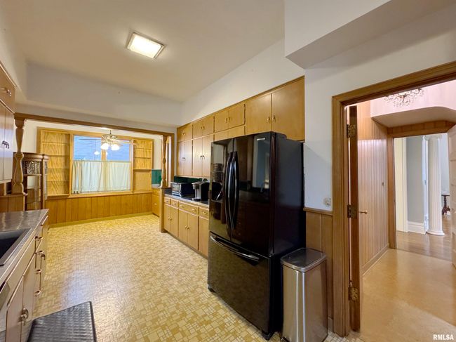1117 W Moss Ave, House other with 5 bedrooms, 3 bathrooms and null parking in Peoria IL | Image 24