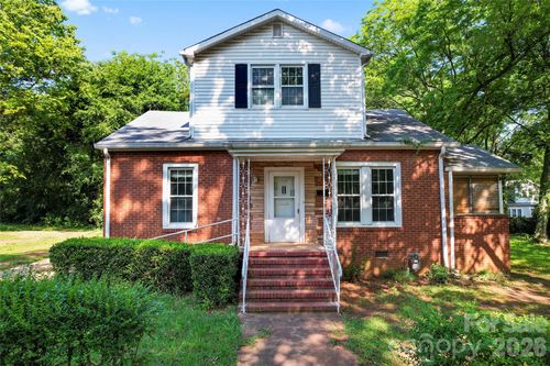317 Campus St, Charlotte, NC, 28216-5303 | Card Image