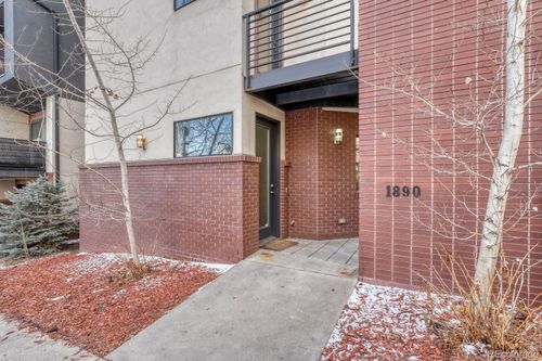 1890 W 32nd Ave, Denver, CO, 80211-3402 | Card Image