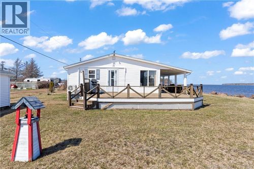64 De La Mer Blvd, Cocagne, NB, E4R2M1 | Card Image