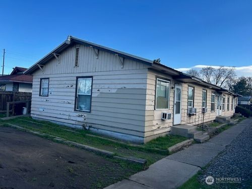 705 N 1st St, Yakima, WA, 98901-5903 | Card Image