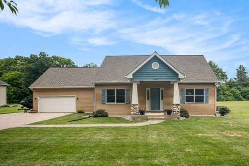1954 Cygnet Dr, Otsego, MI, 49078-9696 | Card Image