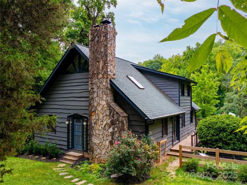 373 Vineyard Rd, Tryon, NC, 28782-2587 | Card Image