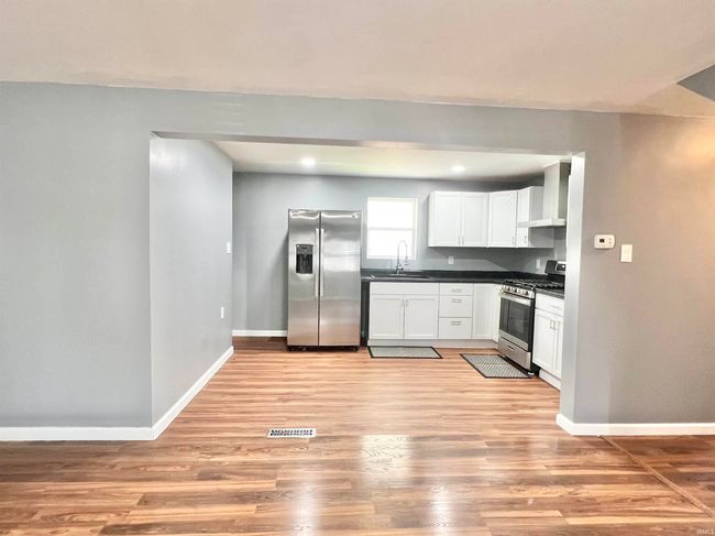 83 9 Th St, House other with 3 bedrooms, 2 bathrooms and null parking in Logansport IN | Image 7