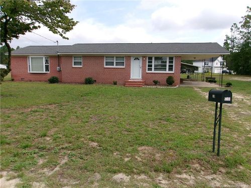 301 W Vinson Ave, Autryville, NC, 28318-6502 | Card Image