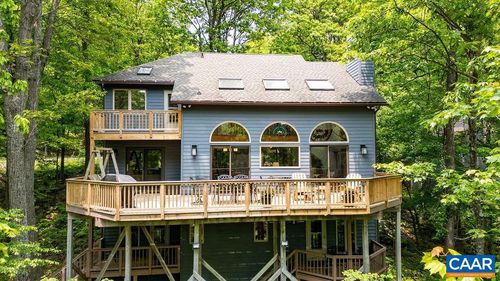 32 Stony Cove Ln, WINTERGREEN RESORT, VA, 22967-8242 | Card Image
