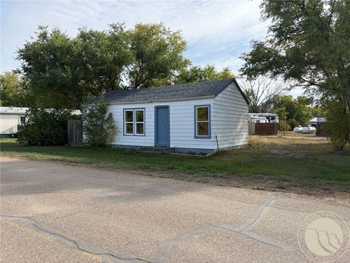 206 Section Ave, Medicine Lake, MT, 59247-7764 | Card Image