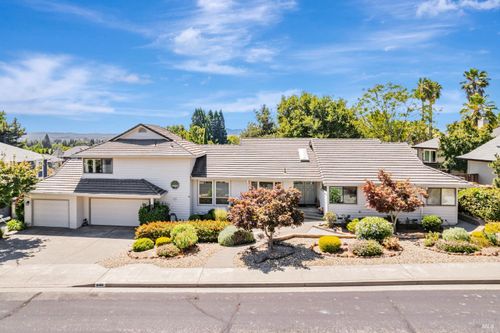 9489 Vinecrest Road, Windsor, CA, 95492 | Card Image