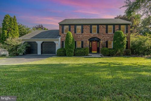 25 Estates Dr, READING, PA, 19606-9593 | Card Image